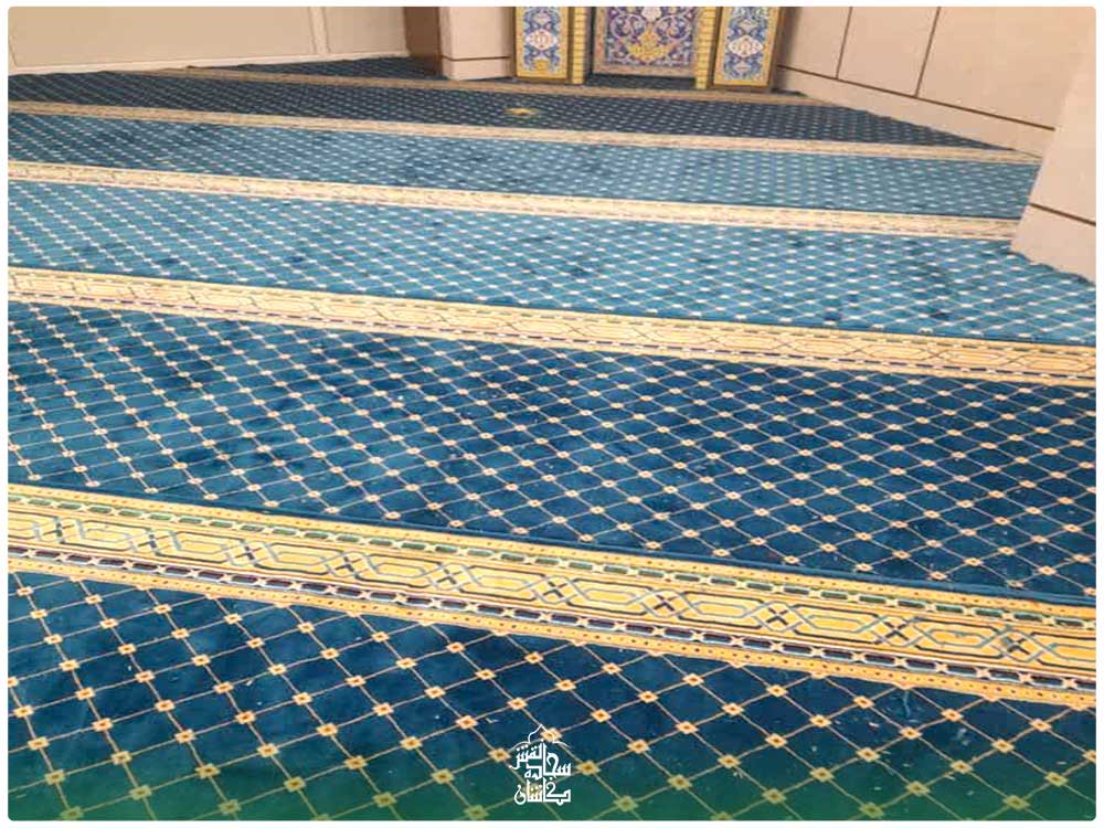 نمونه کار مفروش شدن  نمازخانه با فرش تشریفات